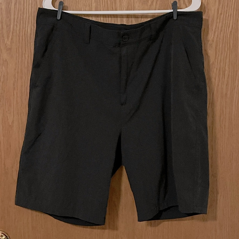Size 36 Old Navy Active Shorts